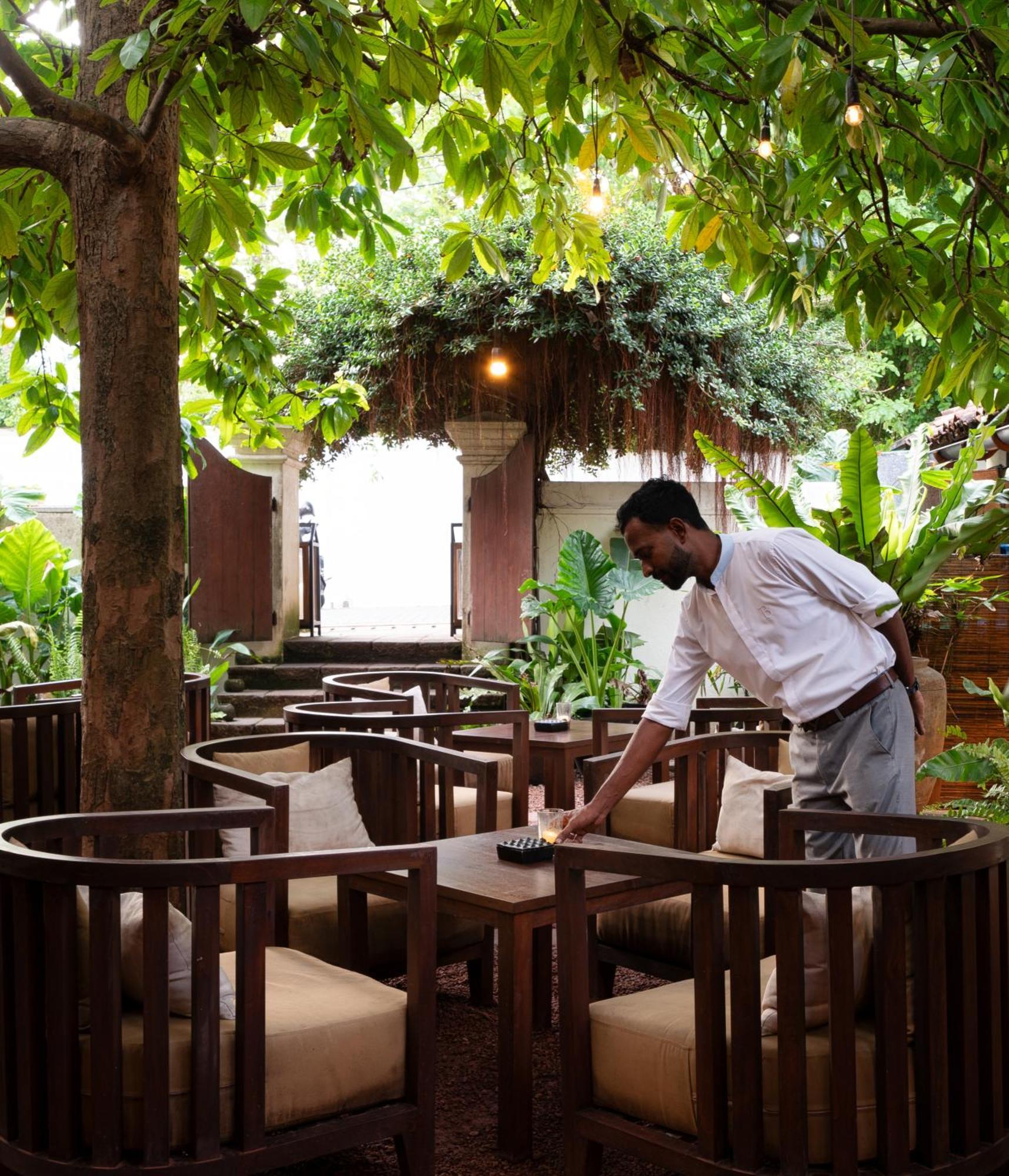 The Bungalow Galle Fort - Hotel - Restaurant - Cocktail Bar Экстерьер фото
