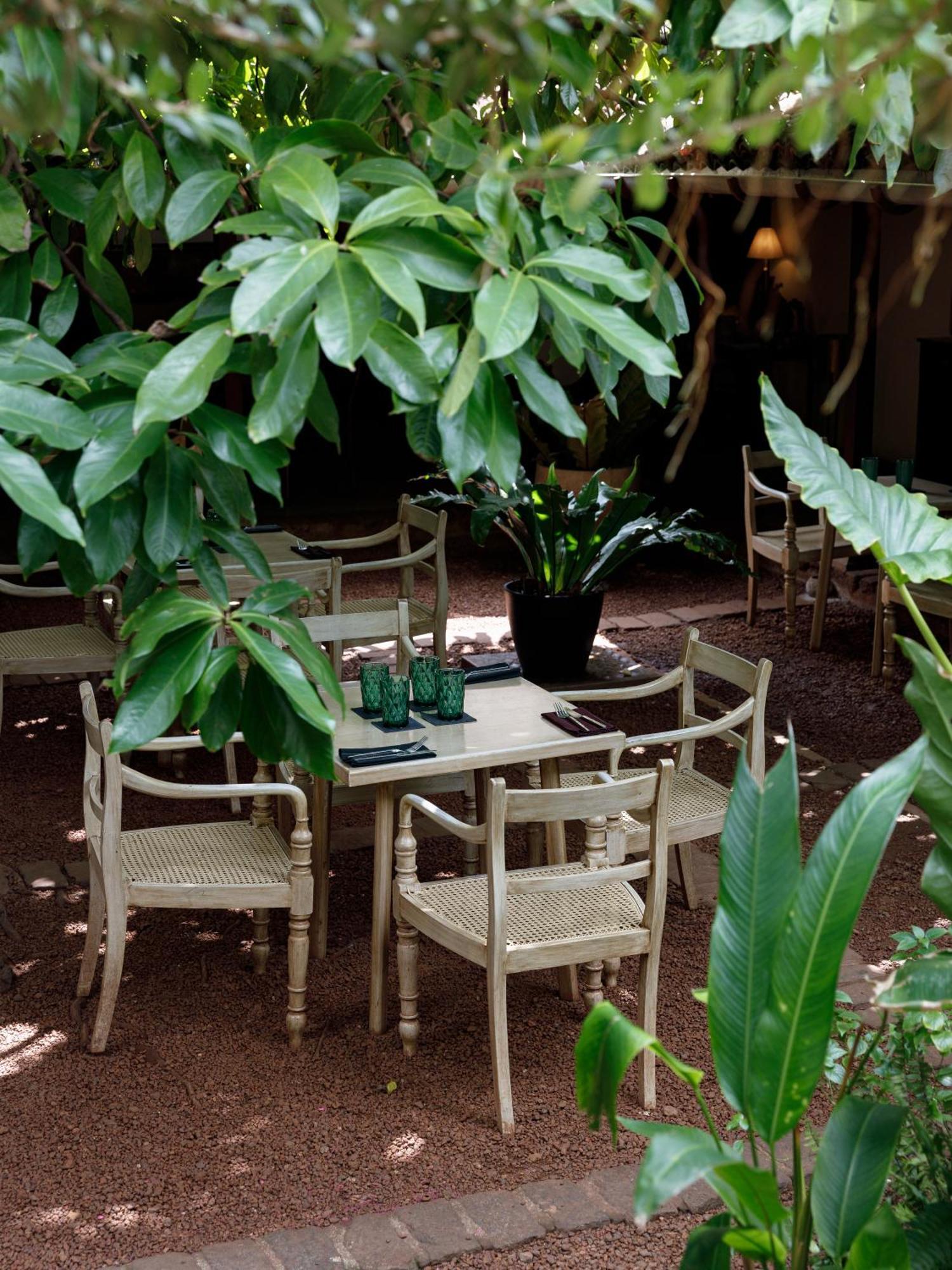 The Bungalow Galle Fort - Hotel - Restaurant - Cocktail Bar Экстерьер фото